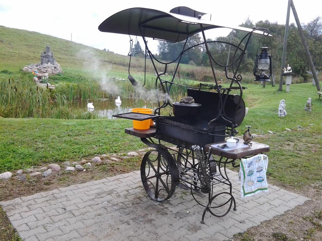 Pumpuri Villa Svente Luaran gambar